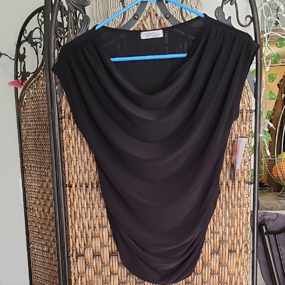 Elegant Black Blouse